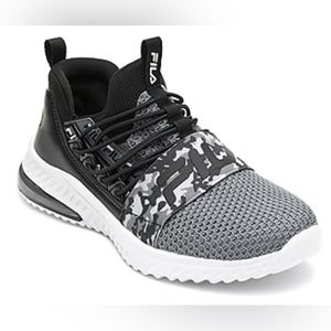 New Fila Fantastiq 2 Winter Camo Running Shoes Kids Size: 4.5